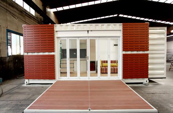 Construire un magasin de conteneurs d'expédition
